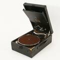 Resegrammofon, His Masters Voice, 1900-talets första hälft