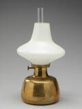  Henning Koppel. Petroleumslampe model Petronella  Denne vare er sat til omsalg under nyt varenummer 4501006