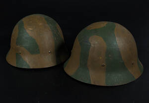 Militärhjälmar 2 st, kamoflage mönster, insida detaljer i läder 2