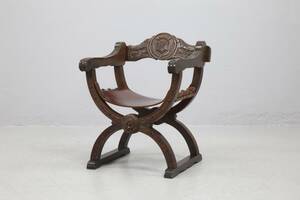 KARMSTOL, bok, gotisk stil, 1900-tal