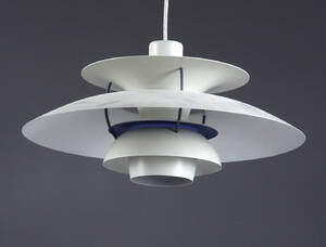 Poul Henningsen. PH5-pendel