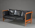 Dansk Møbelproducent. 3-pers sofa i sort læder.