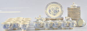 PARTI PORSLIN, 59 delar, Tuscan, England, 1900-tal.