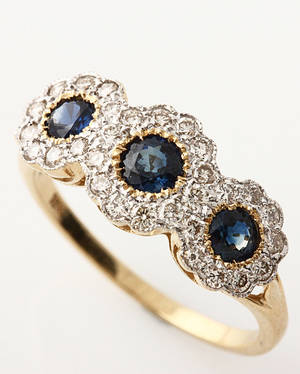 Safir. og brillant rosetring af 18 kt. guld