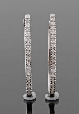 9K Diamond Earrings approx. 0.24ct 2