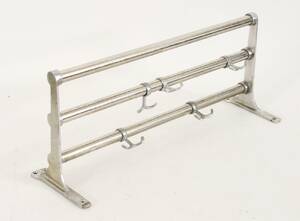 Hatthylla, omkring 1900-talets mitt