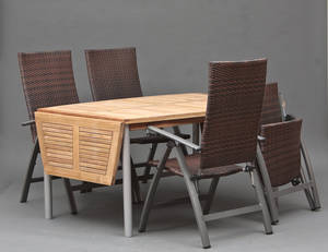 Have spisemøbel sæt med bord og 4 stole.