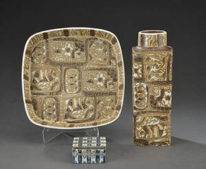Nils Thorsson for Royal Copenhagen. vase, bordfad og bonbonniere. 3.