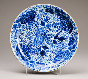 Fad af porcelæn Kina Kang Xi 1661-1722 Denne auktion er annulleret - se nu vare 1903992