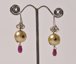 Par ørelokker med South Sea perle mm