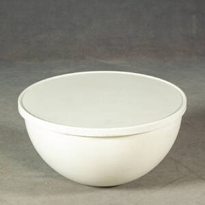 Sofatisch mit Deckel. Fiberglas bemalt. 1960er Jahre.