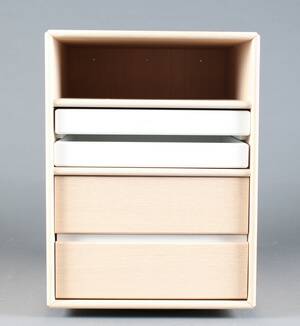 Peter J. Lassen. Montana egetræ modul, dybde 38 cm