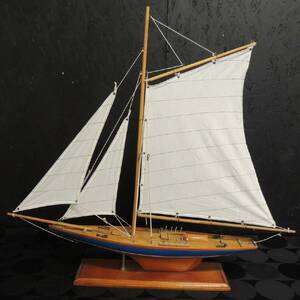 Båtmodell Längd 73cm