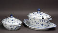 Kgl. Porcelæn. Musselmalet dele 3