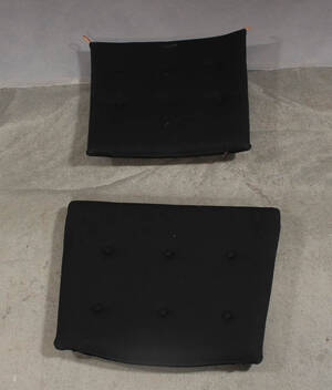 Hyndesæt til H. J. Wegners tremmestol, model 1788