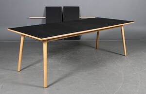 Poul M. Volther. Spisebord model C35 med tillægsplader. 3