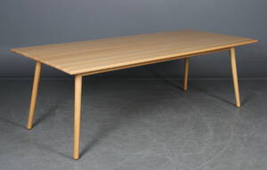 Poul M. Volther. Spisebord model C35