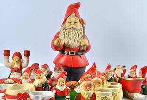 TOMTAR, 20 st, keramik, 19002000-tal.