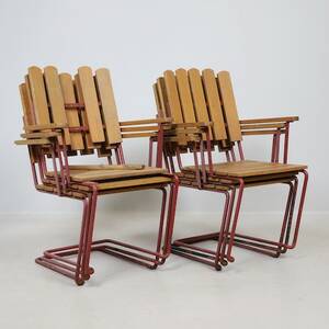 Trädgårdskarmstolar