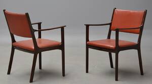 Ole Wanscher. Et par armstole, model 412 2