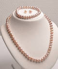 Smykkesæt med gl. rosa ferskvands kulturperler