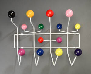 Charles Eames. Hang-it-all, knagerække.