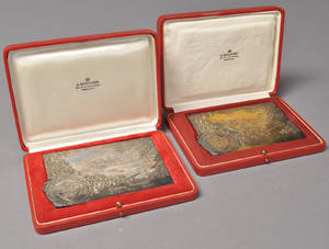 A. Michelsen - to plaketter m graveringer i sterlingsølv i org. æsker. 2