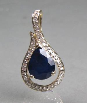 Safir- og diamantvedhæng