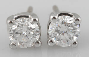 Earrings in 14k with brilliant cut diamonds 0.40 ct