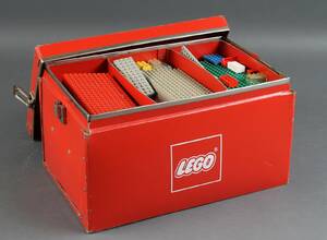 LEGO legekasse