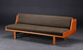 Hans J. Wegner 1914-2007. Briks  Daybed, model GE-258