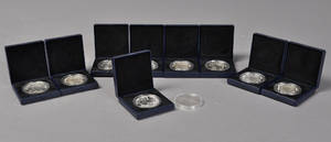 9 stk. H.C. Andersen 10-kr samt 1 Danmarks regenter - alle i sølv. 10