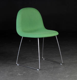 GUBI Chair.stol model GUBI 13 - Grøn uld