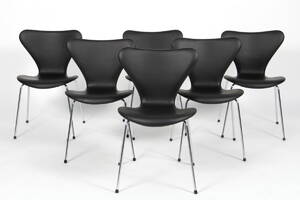 Arne Jacobsen. Sæt på seks stole model 3107 6 Denne vare er sat til omsalg under nyt varenummer 4515302