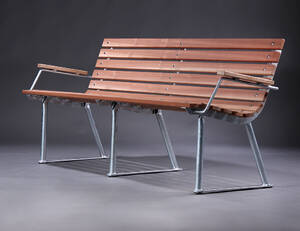 Havebænk, Listebænk med stel af varmtgalvaniseret stål, lister af FSC certificeret mahogni