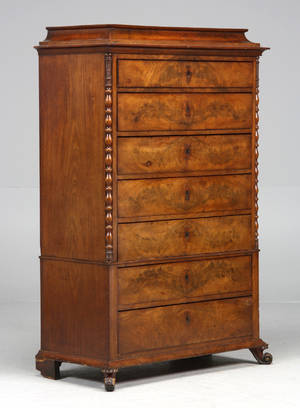 Chiffoniere af mahogni. 1800-tallet