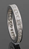 18K full eternity diamond ring approx. 2.04ct