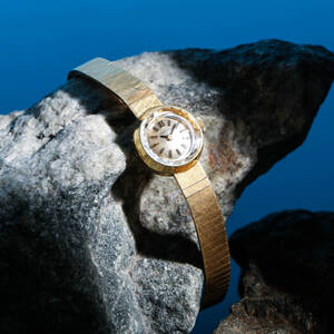 DAMARMBANDSUR, Certina, Guld 18k