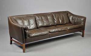 Dansk møbelproducent. Tre-personers sofa