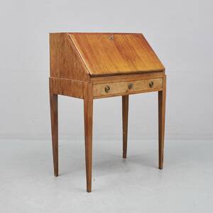 Sekretär, sengustaviansk stil