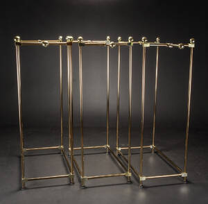 Tre tøjstativer af formessinget aluminium 3