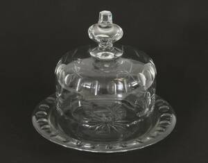 Ostkupa med underfat, tidigt 1900-tal