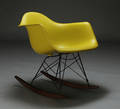 Charles Eames. Gyngestol, model Rocker