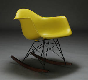 Charles Eames. Gyngestol, model Rocker