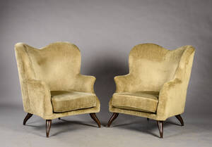 Gubi Olsen. Et par Bonaparte lænestole. 2  