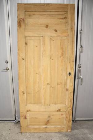 Spegeldörr i furu