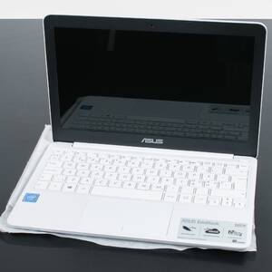 LAPTOP Asus EeeBook X205T