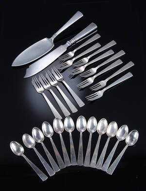 Peter Hertz. Kagesæt i sølv, 1940erne 26