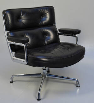 Charles og Ray Eames. Lobby Chair, ES-105, sort læder 