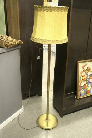 Golvlampa